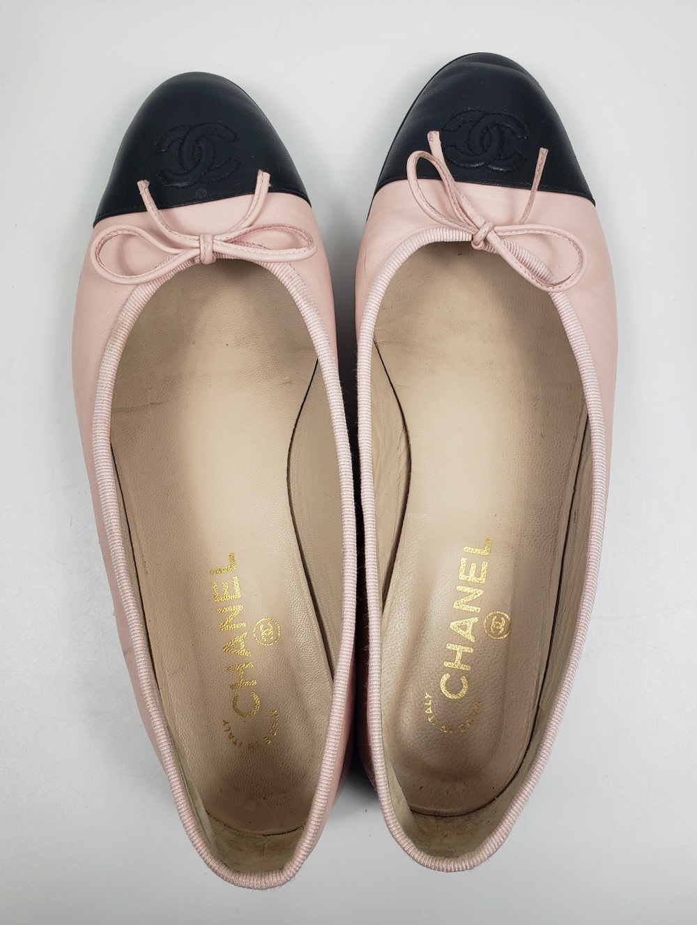 CHANEL Pink w/ Black Toe & Bow Ballet RARE Color - Luxury Vintage Leather 39/8.5 - Picture 8 of 14
